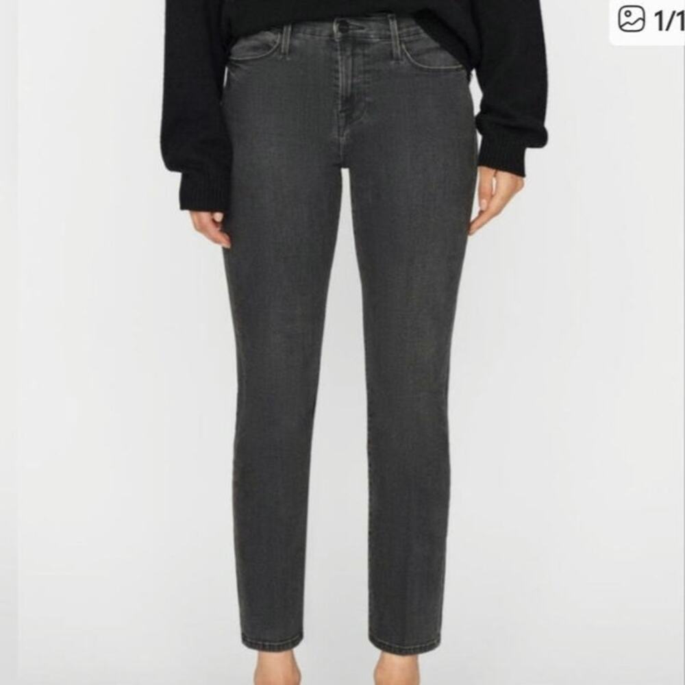 Frame Le High Straight Jean in Tierra Dark Wash